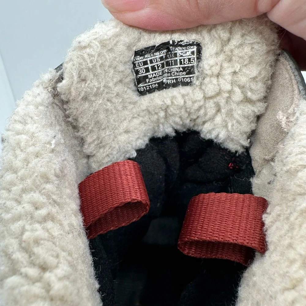 KEEN Basin‎ Leather Insulated Waterproof Snow Boots Size US Youth 12